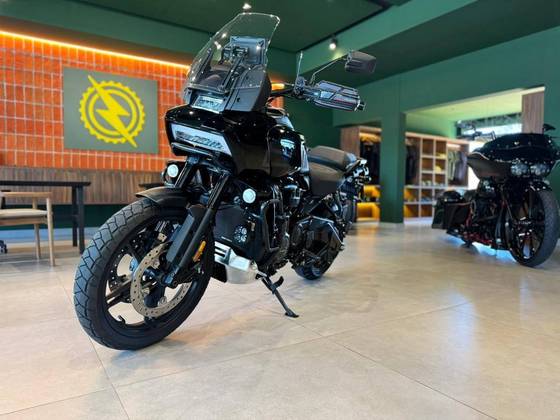 HARLEY-DAVIDSON PAN AMERICA 1250 S 